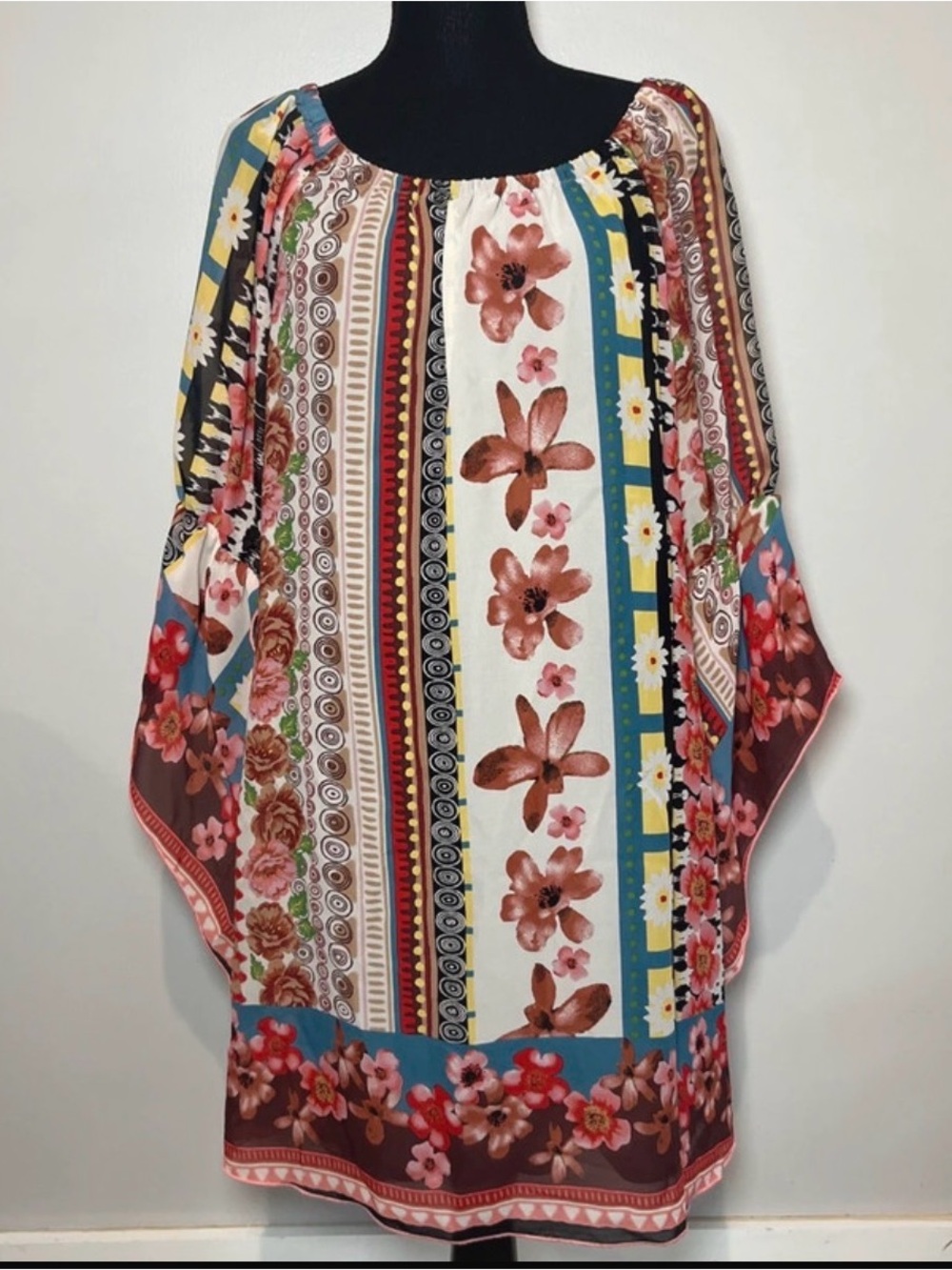 No Boundaries Multi-Color Floral Stripe Peasant Tunic